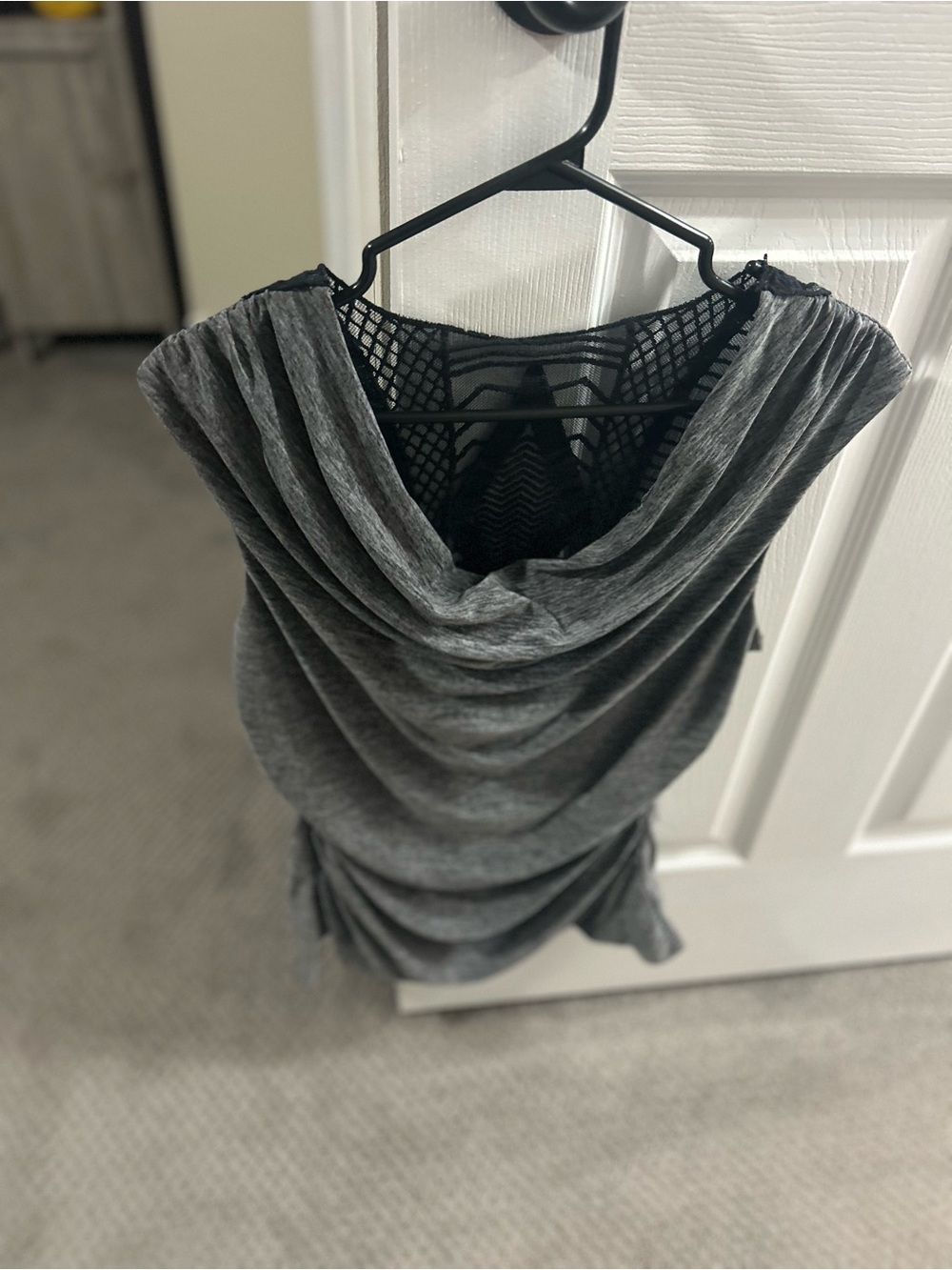 Very flattering top - Picture 3 of 3